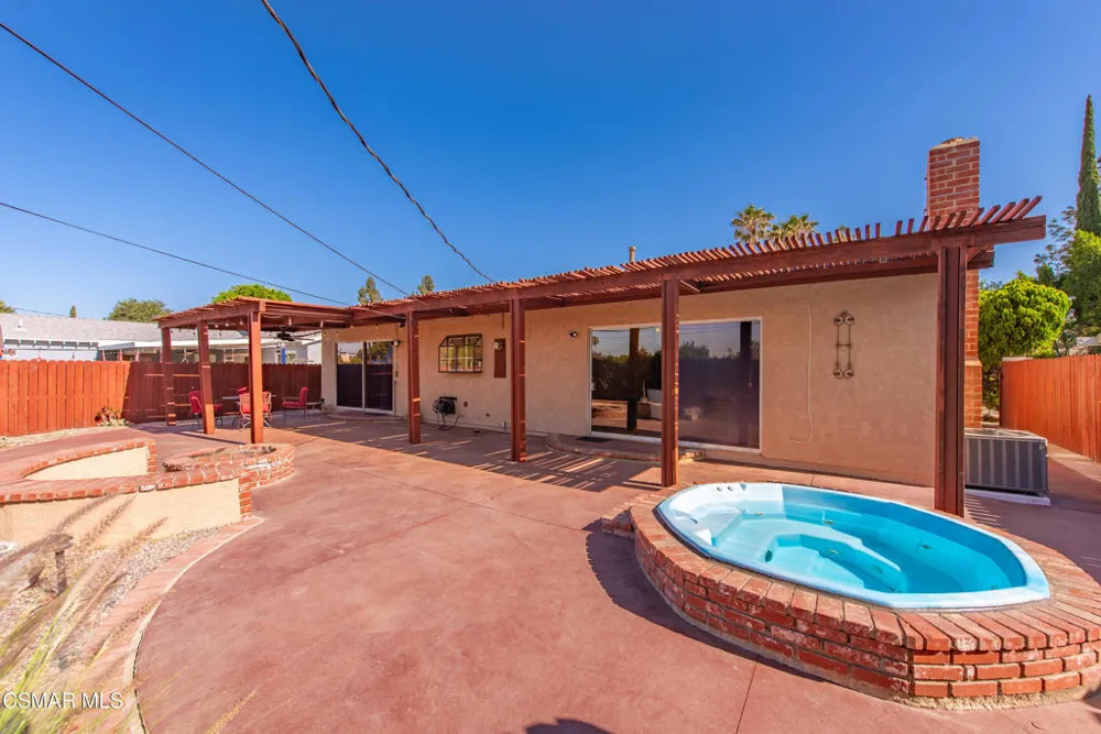 20158 Septo Street Chatsworth, CA 91311