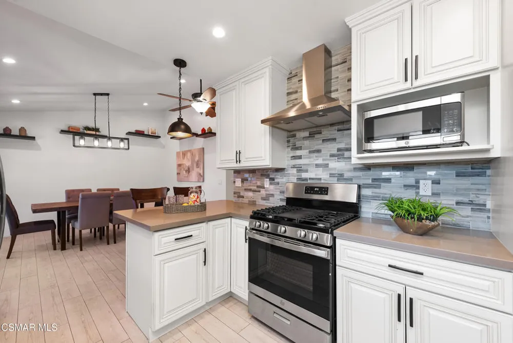 20158 Septo Street Chatsworth, CA 91311