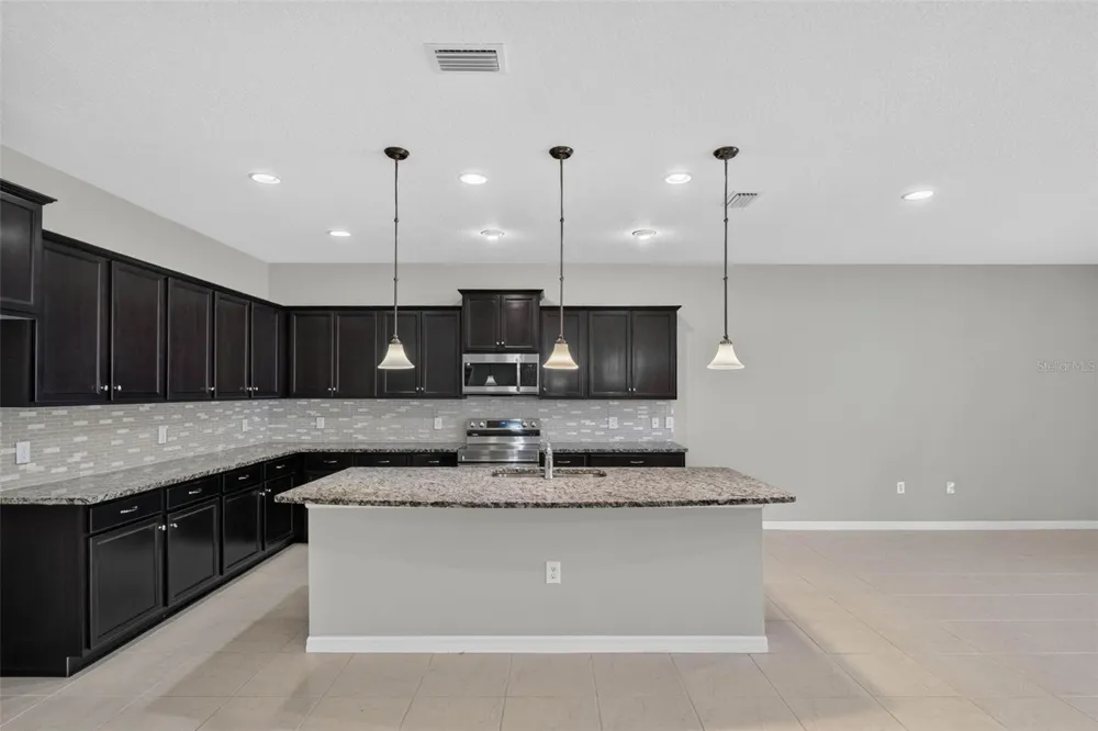 8924 BENGAL COURT Kissimmee, FL 34747
