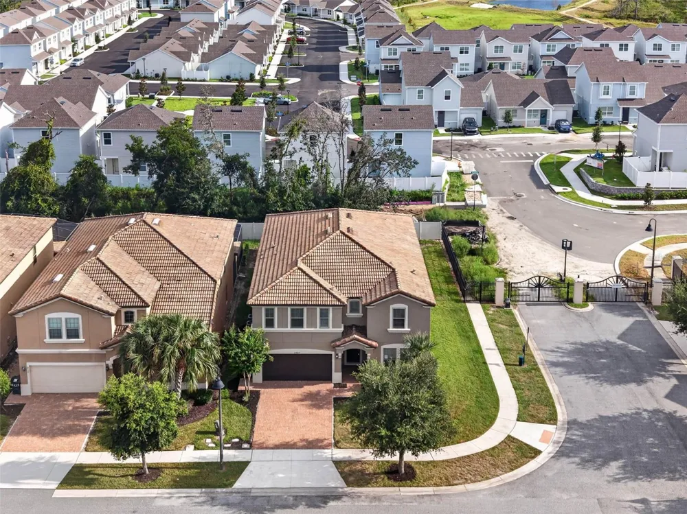 8924 BENGAL COURT Kissimmee, FL 34747