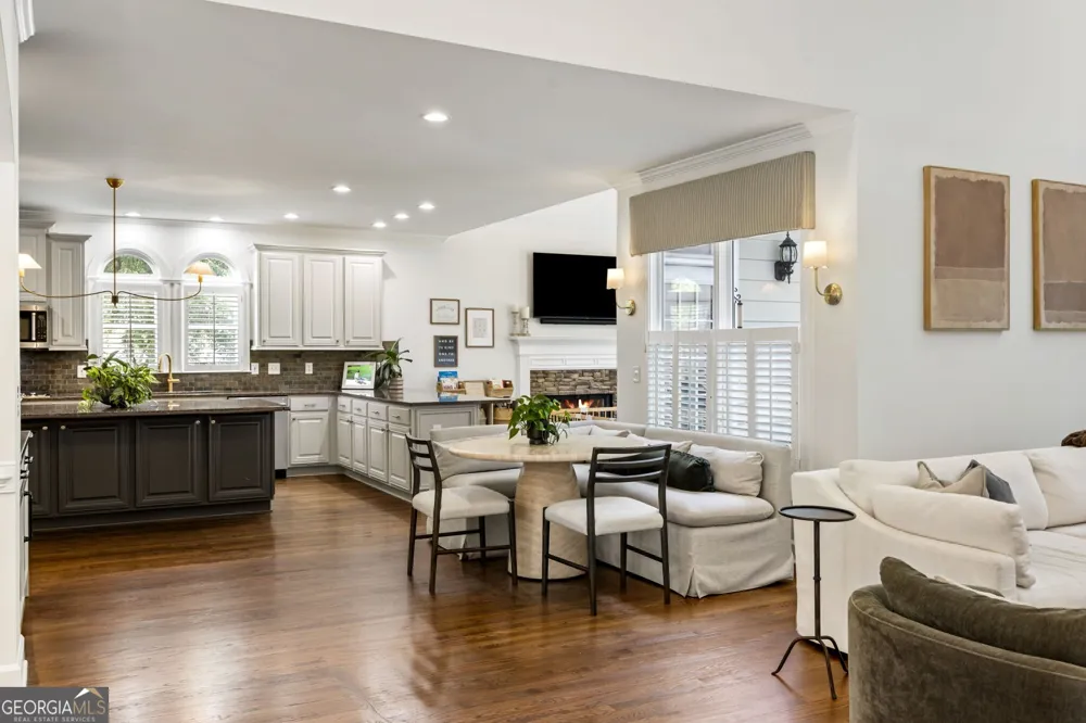 190 Oakhurst Leaf DR Milton, GA 30004