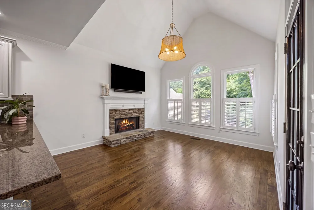 190 Oakhurst Leaf DR Milton, GA 30004
