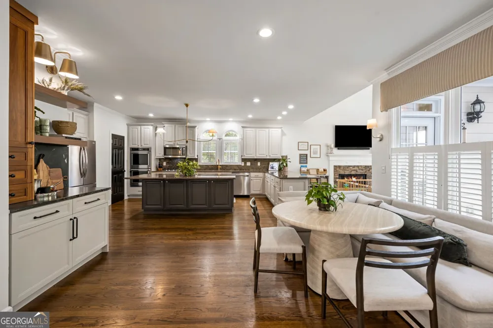 190 Oakhurst Leaf DR Milton, GA 30004