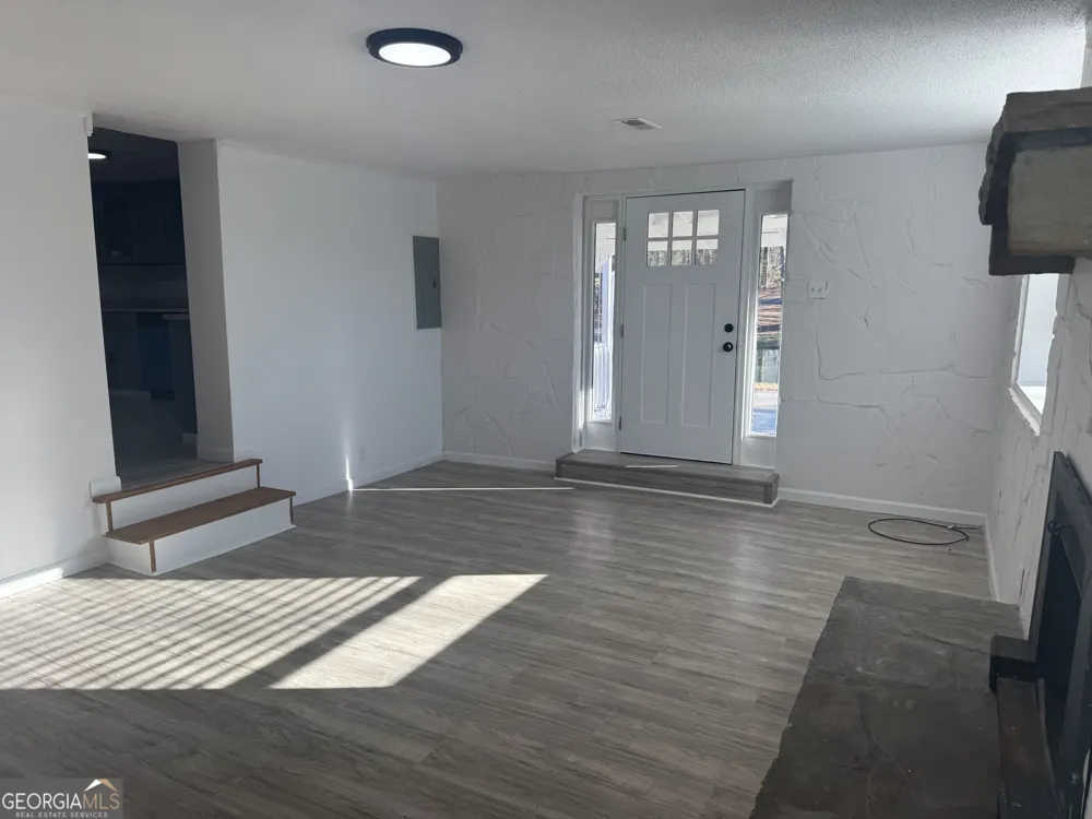 145 Henry CIR LaFayette, GA 30728