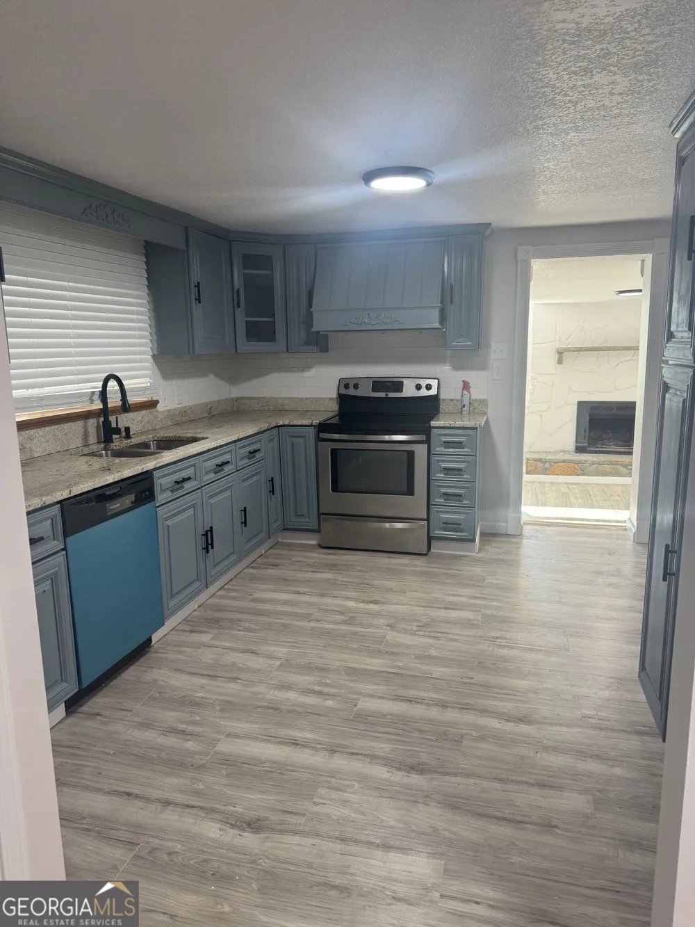 145 Henry CIR LaFayette, GA 30728
