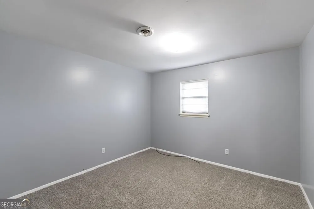 213 Debra DR Warner Robins, GA 31088