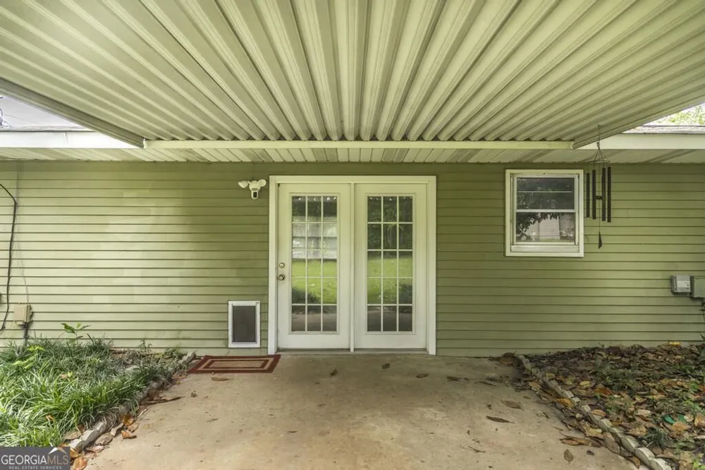 213 Debra DR Warner Robins, GA 31088