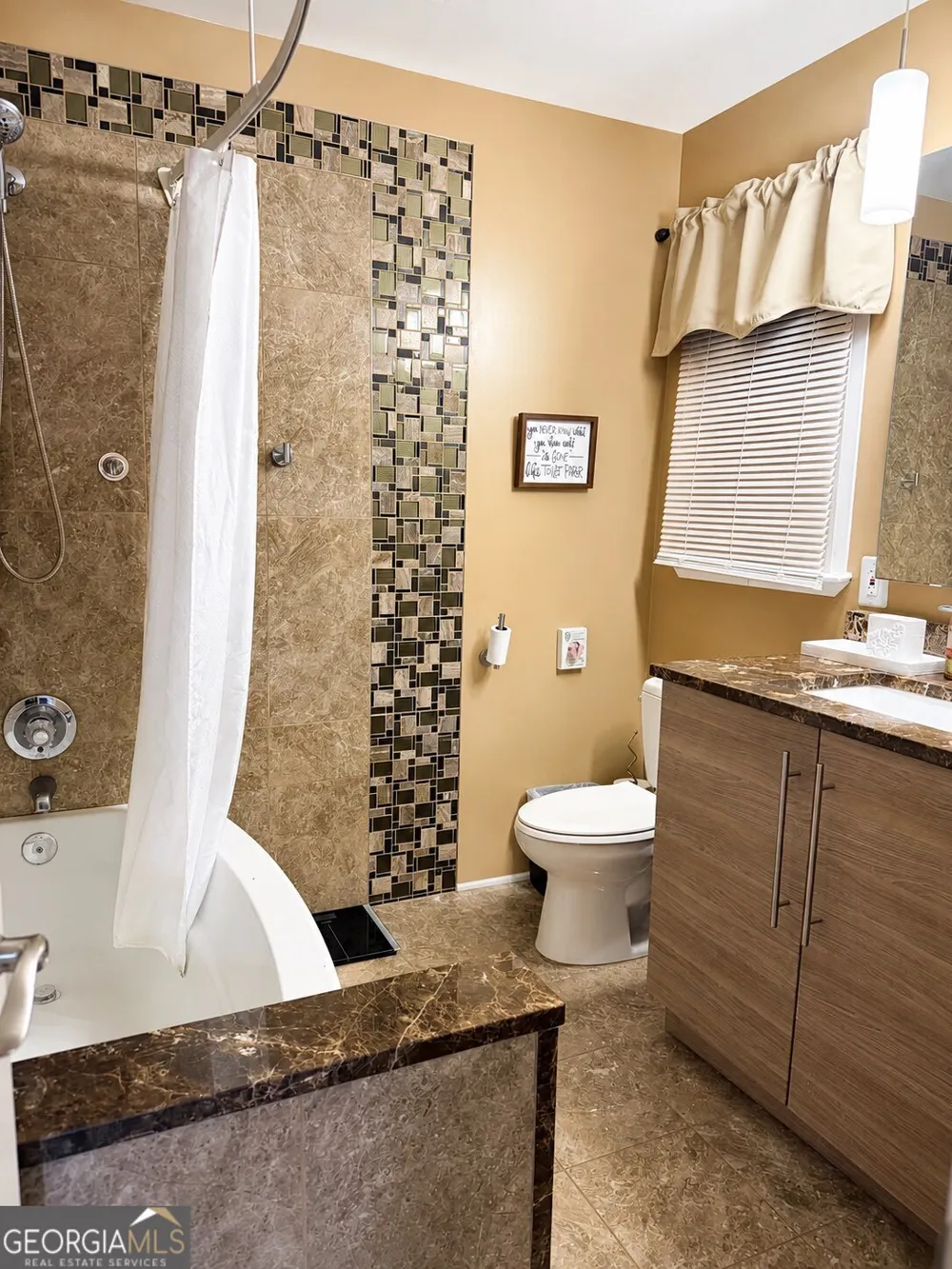 8945 Carroll Manor DR Sandy Springs, GA 30350