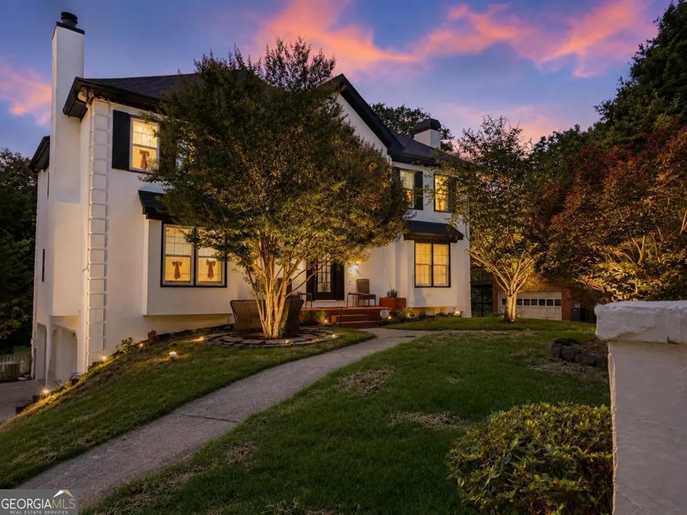 8945 Carroll Manor DR Sandy Springs, GA 30350