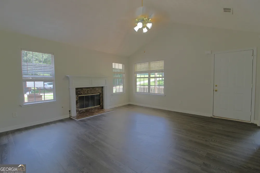 5613 Hwy 81 E McDonough, GA 30252