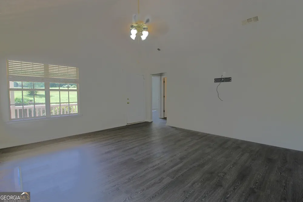 5613 Hwy 81 E McDonough, GA 30252