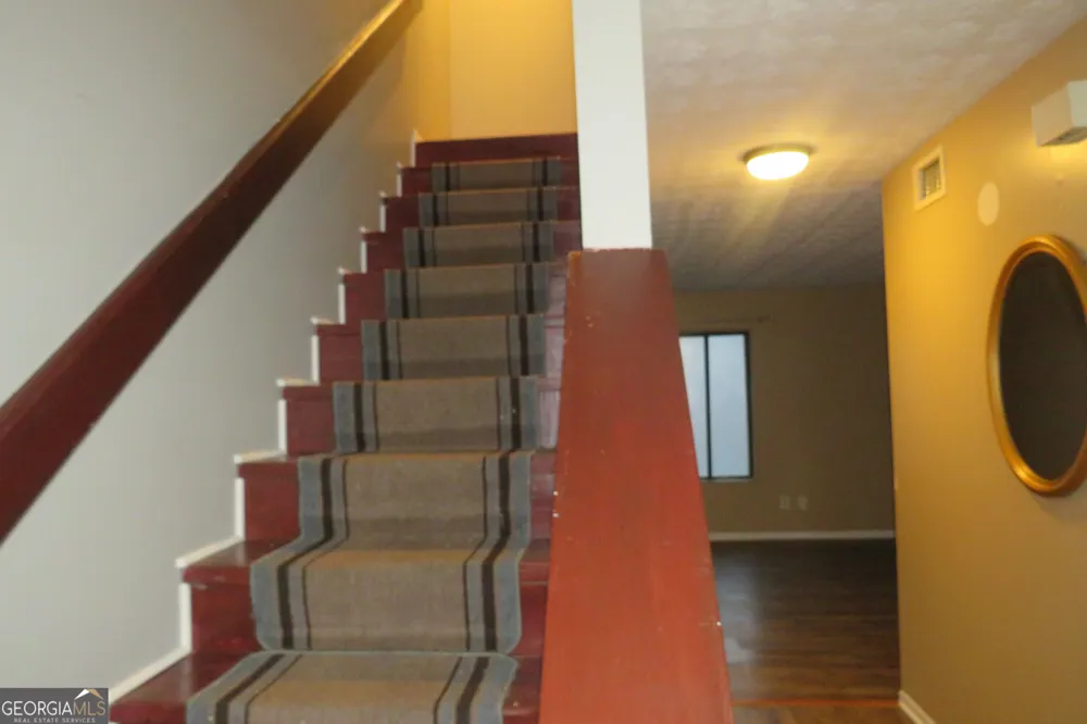 22 FAIRVIEW DR Jonesboro, GA 30238