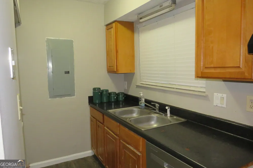 22 FAIRVIEW DR Jonesboro, GA 30238