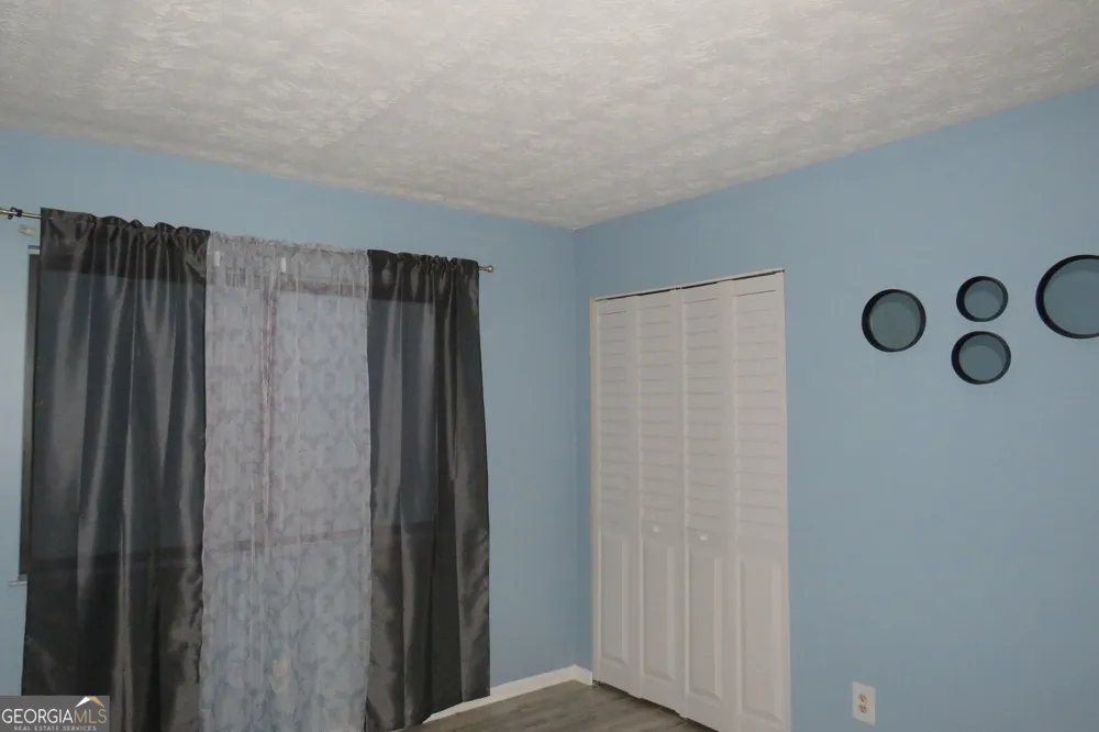 22 FAIRVIEW DR Jonesboro, GA 30238