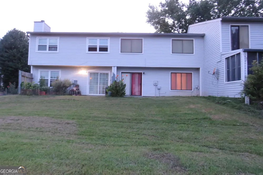 22 FAIRVIEW DR Jonesboro, GA 30238