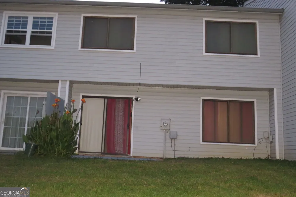22 FAIRVIEW DR Jonesboro, GA 30238