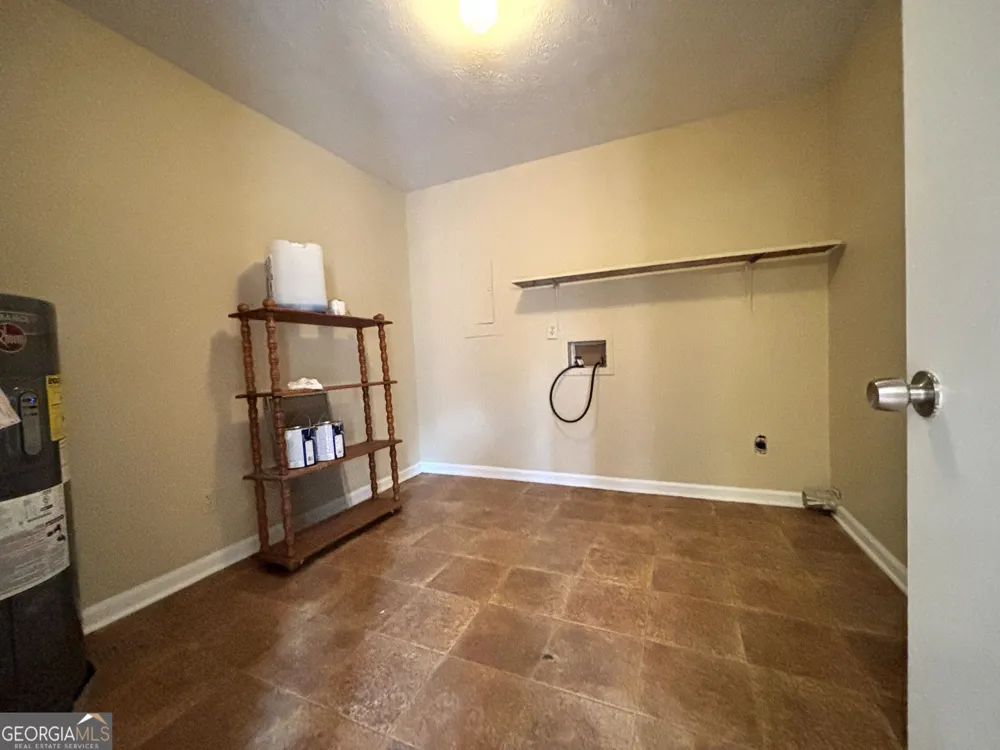 405 Elder RD Griffin, GA 30223
