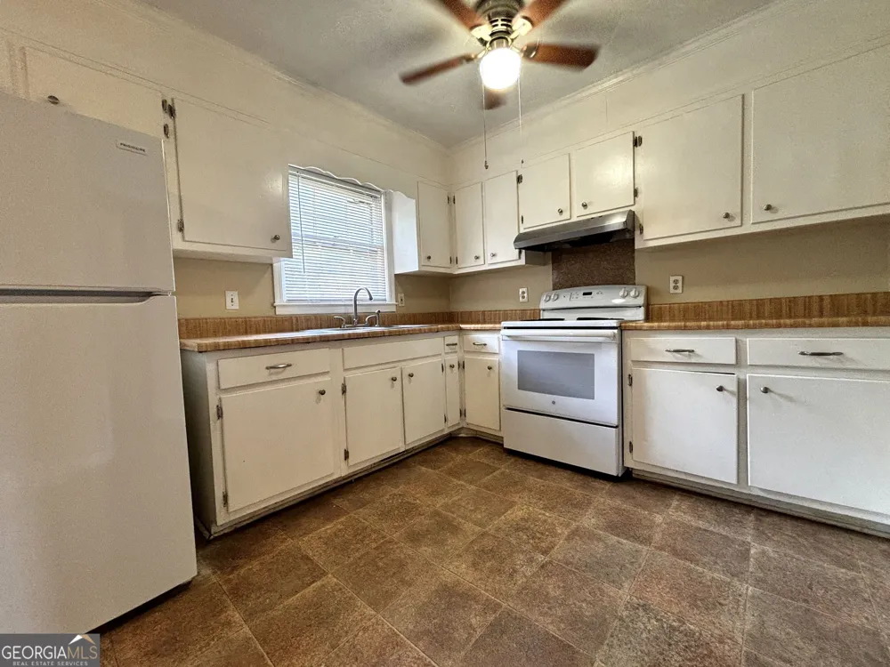 405 Elder RD Griffin, GA 30223