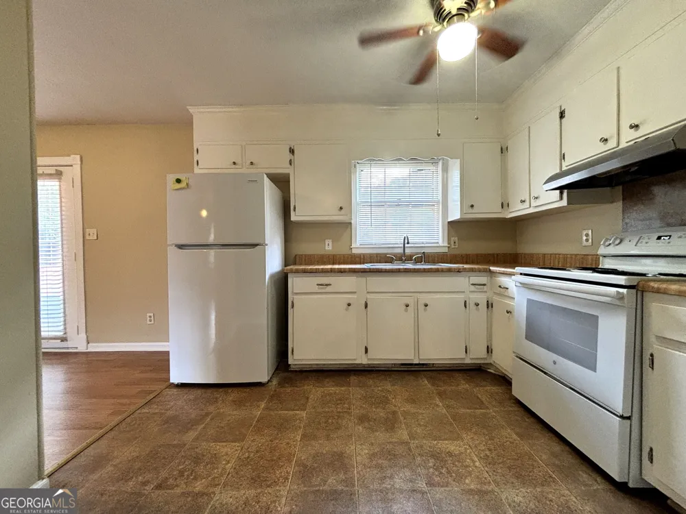 405 Elder RD Griffin, GA 30223
