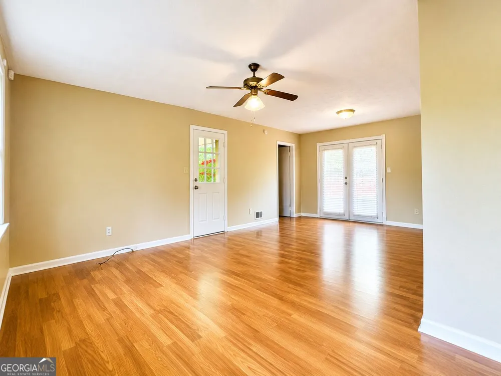 405 Elder RD Griffin, GA 30223