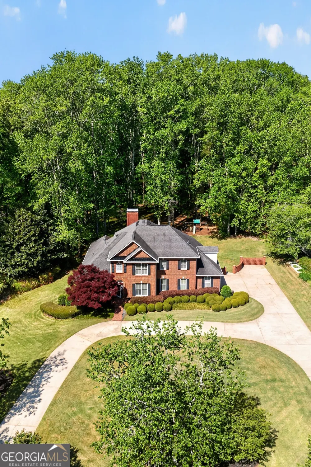 290 Youngs CIR Fayetteville, GA 30215