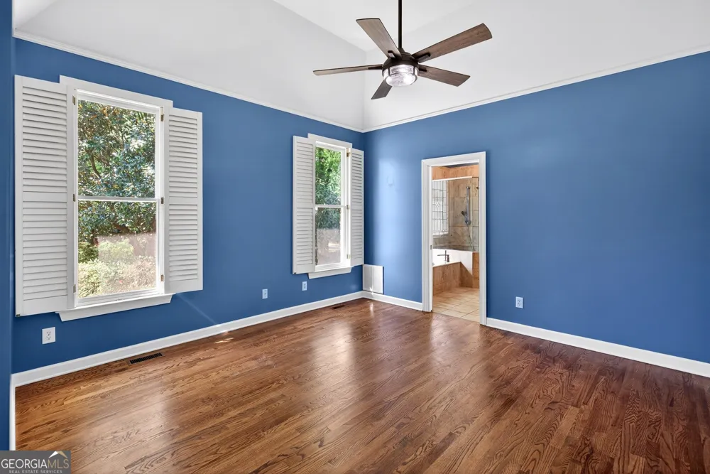 290 Youngs CIR Fayetteville, GA 30215