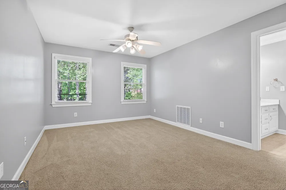290 Youngs CIR Fayetteville, GA 30215