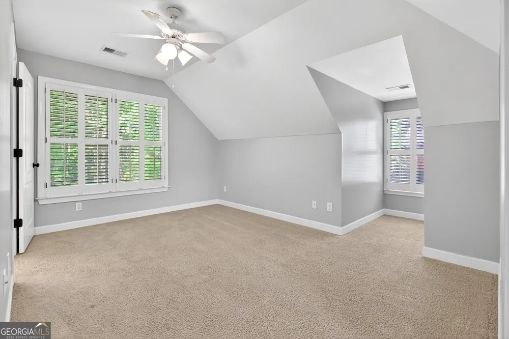 290 Youngs CIR Fayetteville, GA 30215