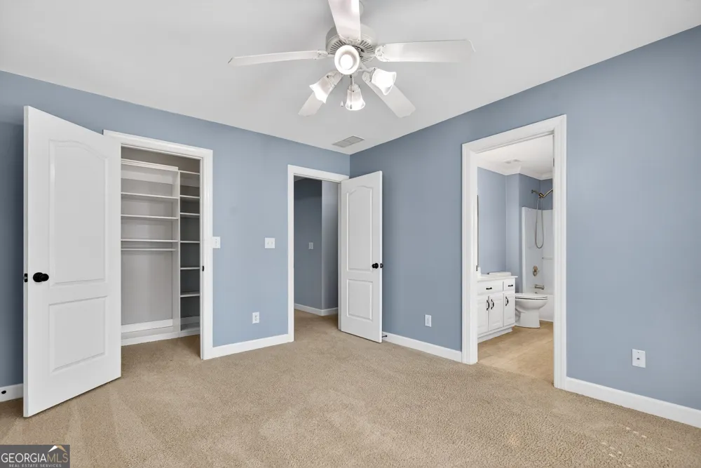 290 Youngs CIR Fayetteville, GA 30215