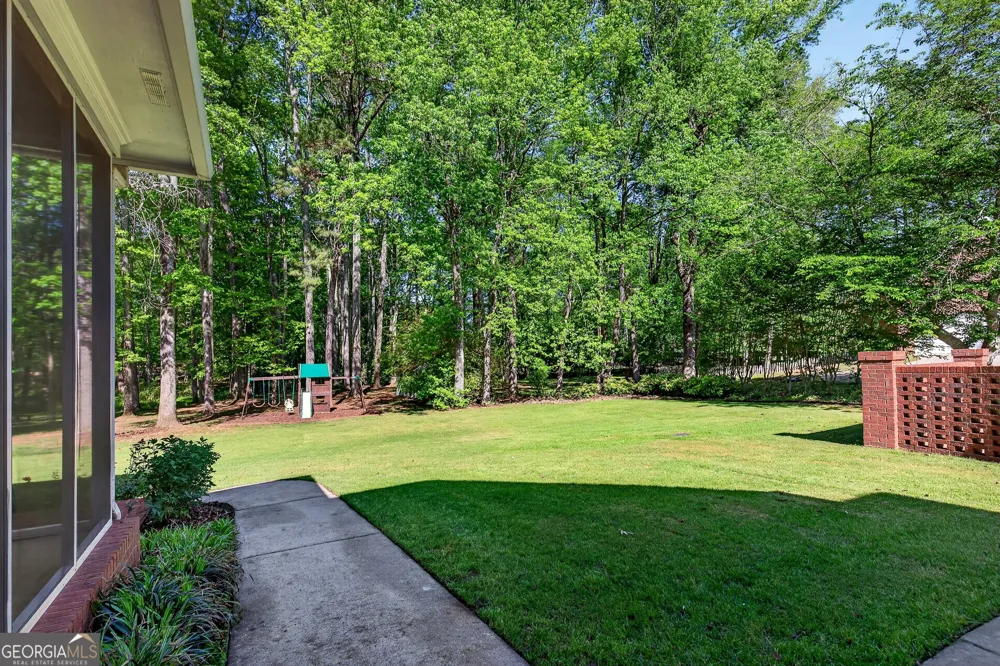 290 Youngs CIR Fayetteville, GA 30215
