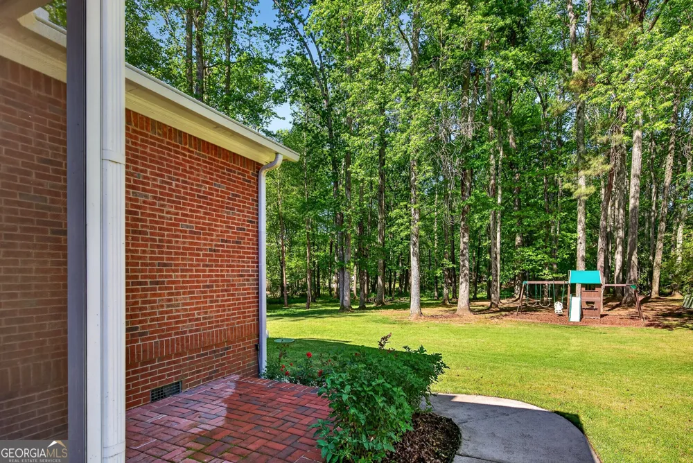 290 Youngs CIR Fayetteville, GA 30215