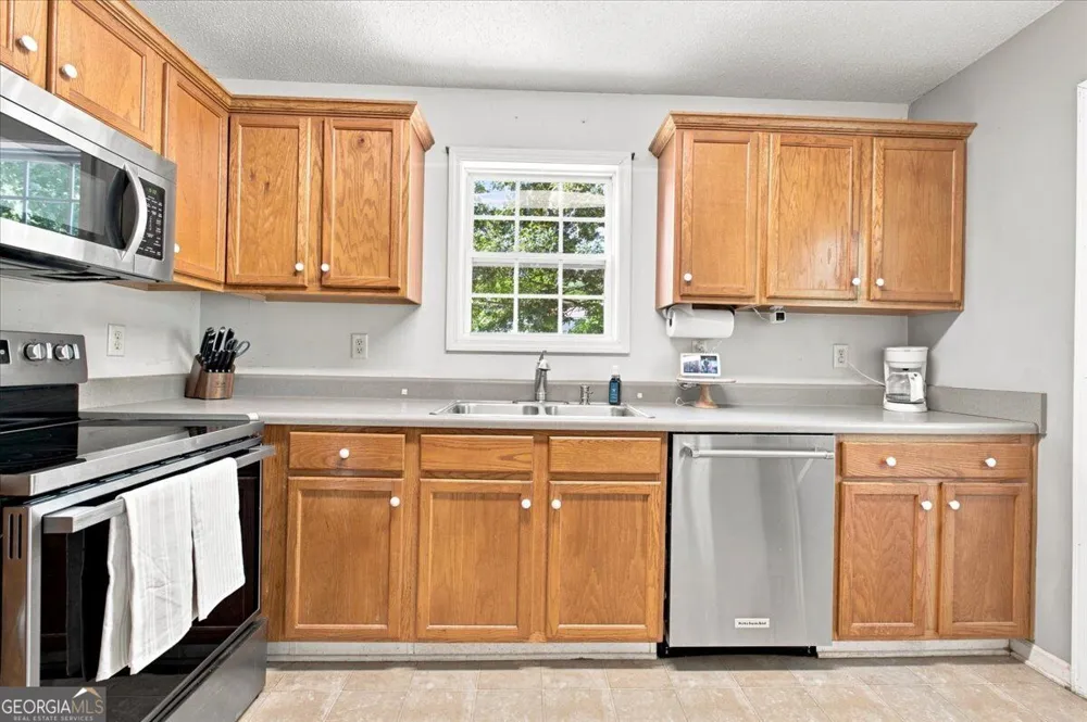 49 Headland CT Rockmart, GA 30153