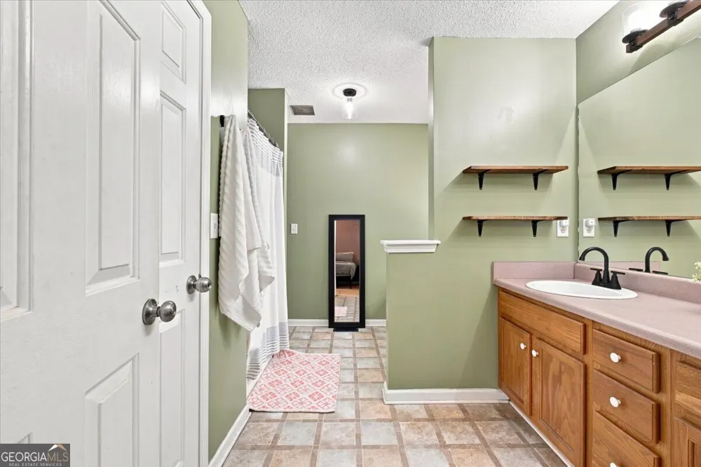 49 Headland CT Rockmart, GA 30153