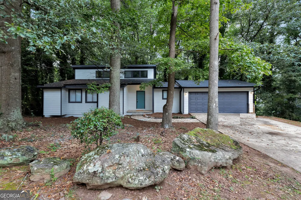 85 Wilhelmina DR Ellenwood, GA 30294