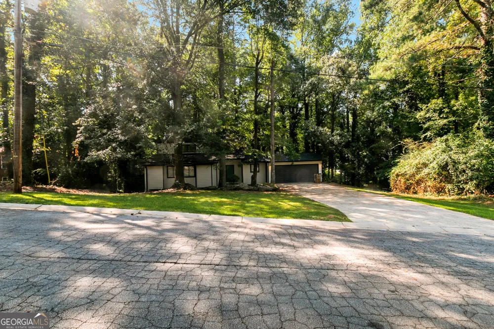 85 Wilhelmina DR Ellenwood, GA 30294