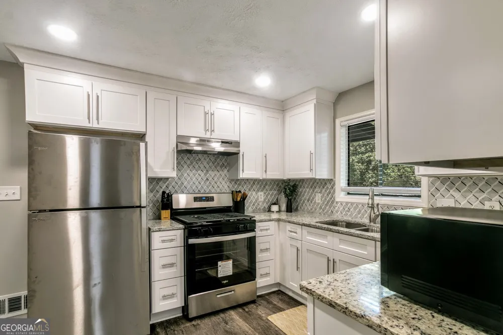 85 Wilhelmina DR Ellenwood, GA 30294