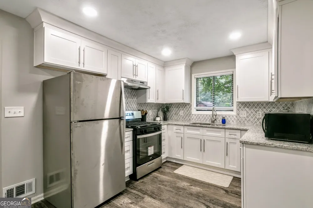 85 Wilhelmina DR Ellenwood, GA 30294