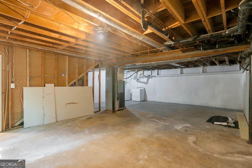85 Wilhelmina DR Ellenwood, GA 30294