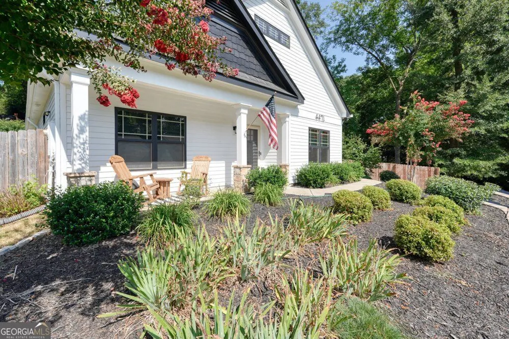 4471 Mclain CIR Acworth, GA 30101