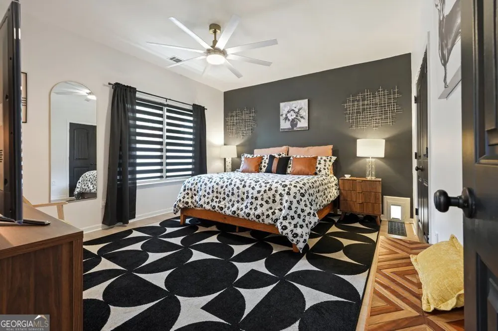 4471 Mclain CIR Acworth, GA 30101