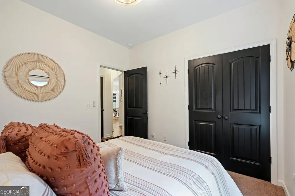 4471 Mclain CIR Acworth, GA 30101