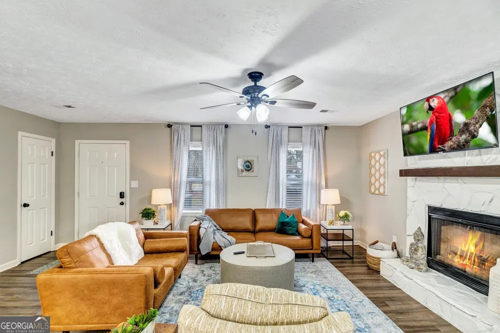 3017 Valley View DR Powder Springs, GA 30127