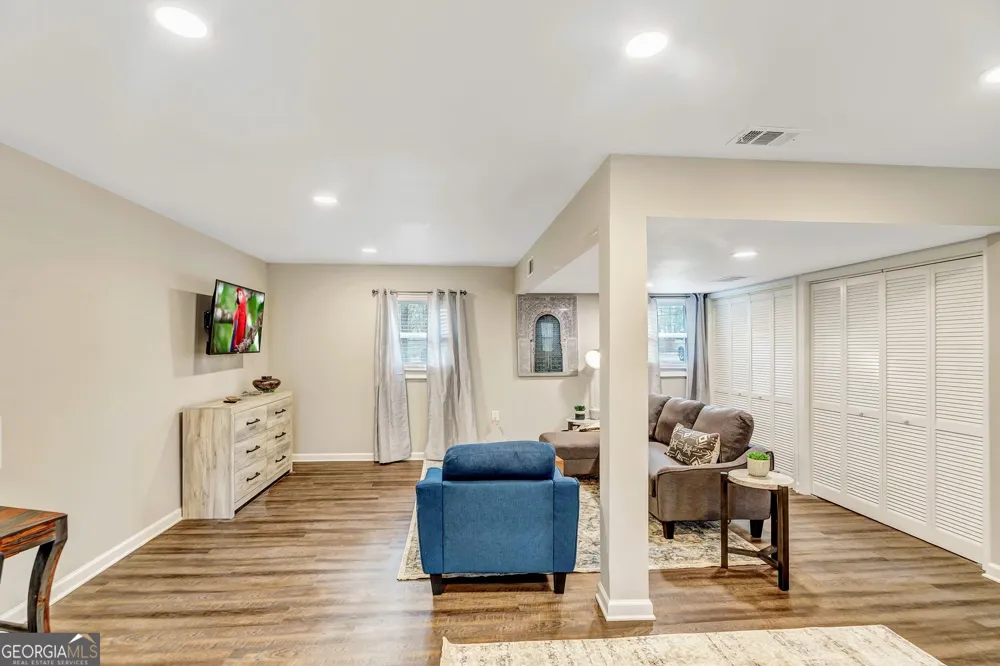 3017 Valley View DR Powder Springs, GA 30127