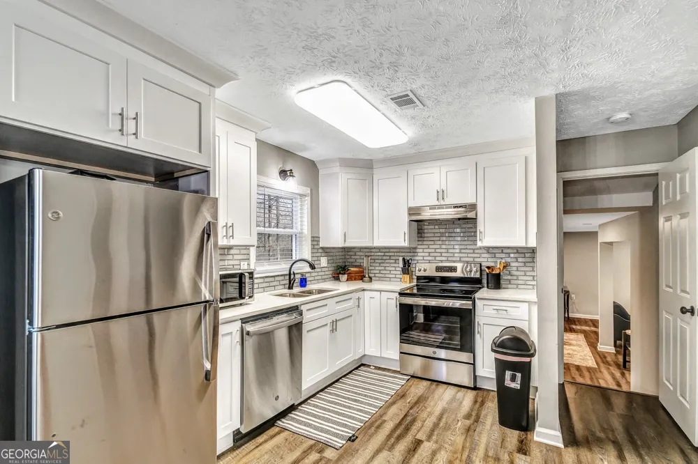 3017 Valley View DR Powder Springs, GA 30127