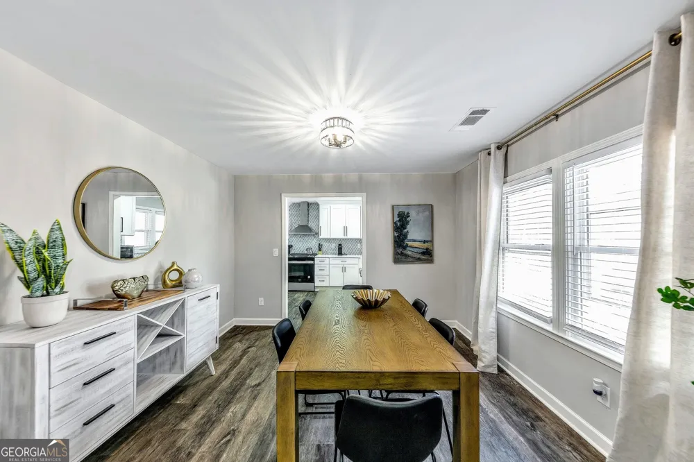 6230 Love ST Austell, GA 30168
