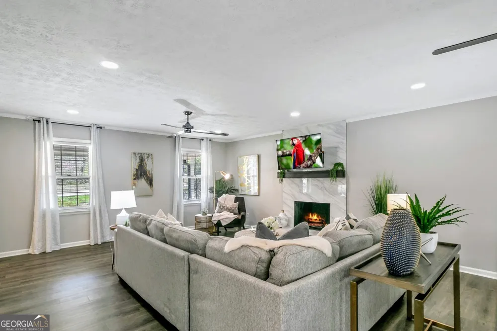 65 Juliana DR Ellenwood, GA 30294