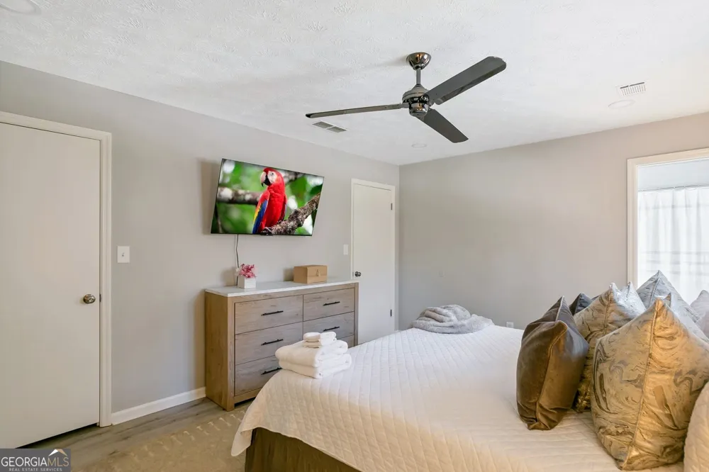 65 Juliana DR Ellenwood, GA 30294