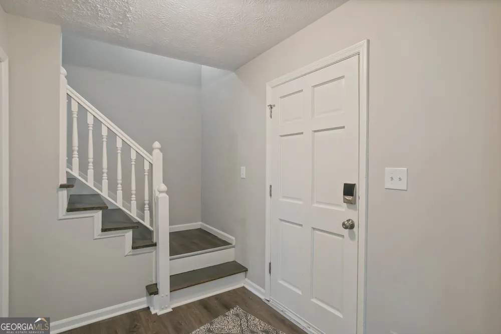 65 Juliana DR Ellenwood, GA 30294