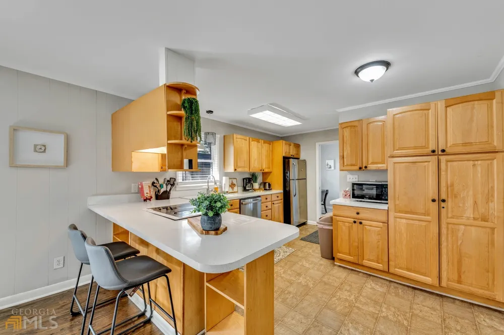 654 Joel DR Marietta, GA 30066