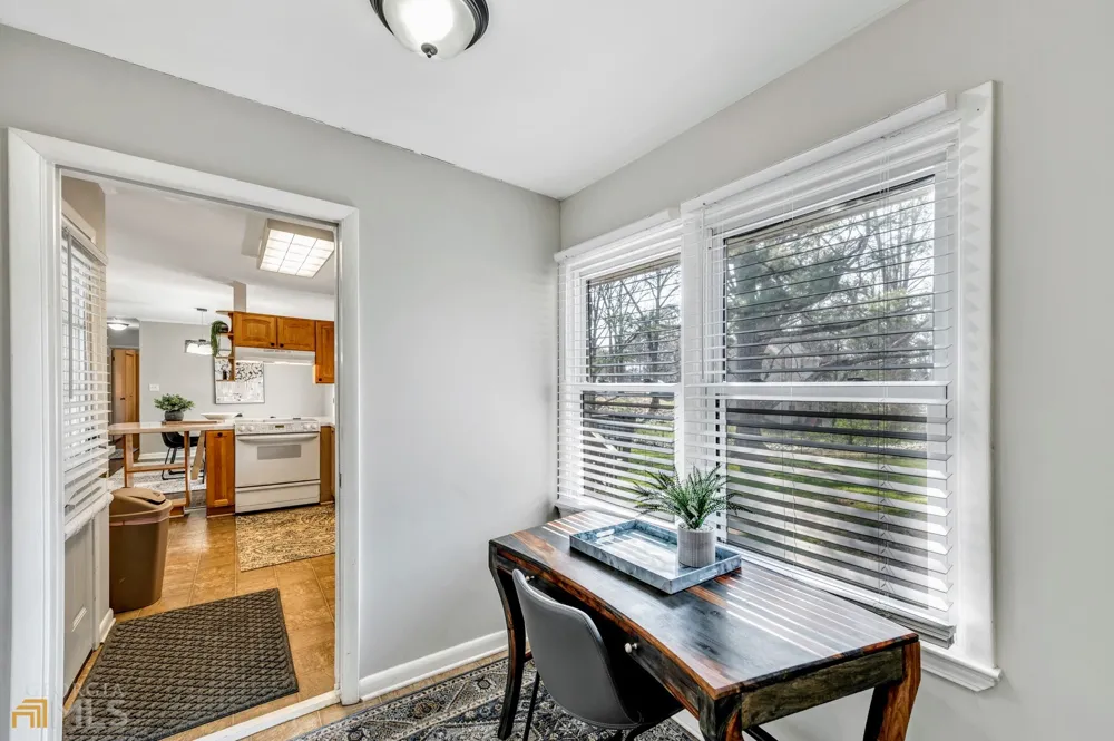 654 Joel DR Marietta, GA 30066